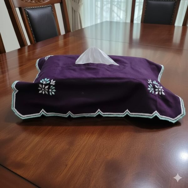 TISSUE BOX WTH EMBROIDRED COVER